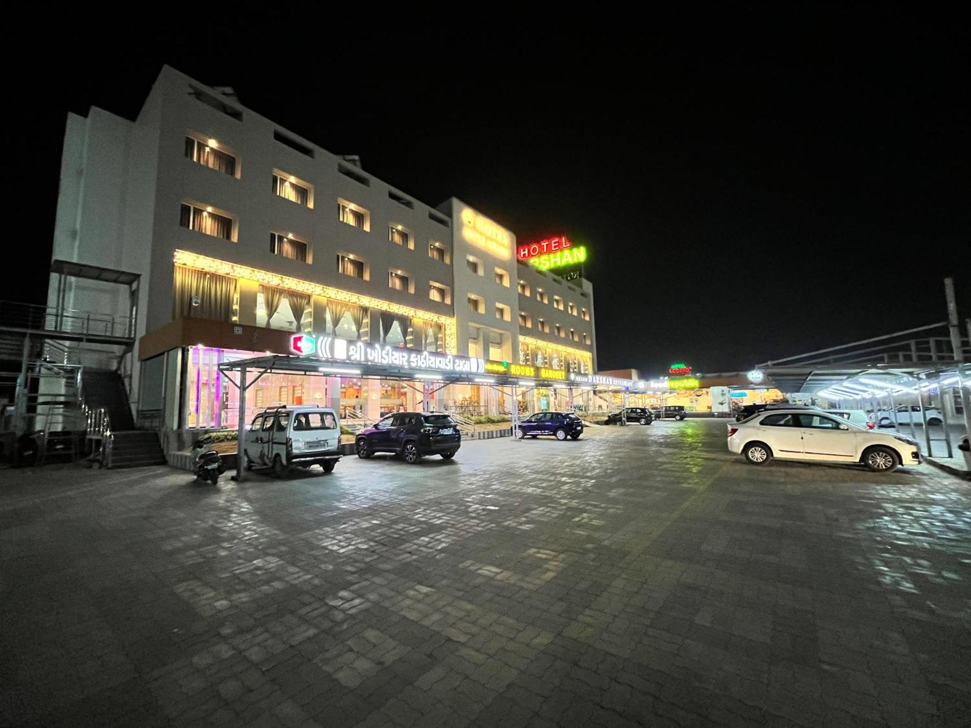 Hotel Grand Darshan Vadodara Exterior photo